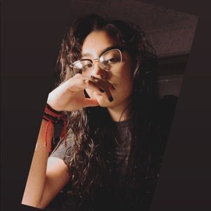 Meet your Posher, Annel